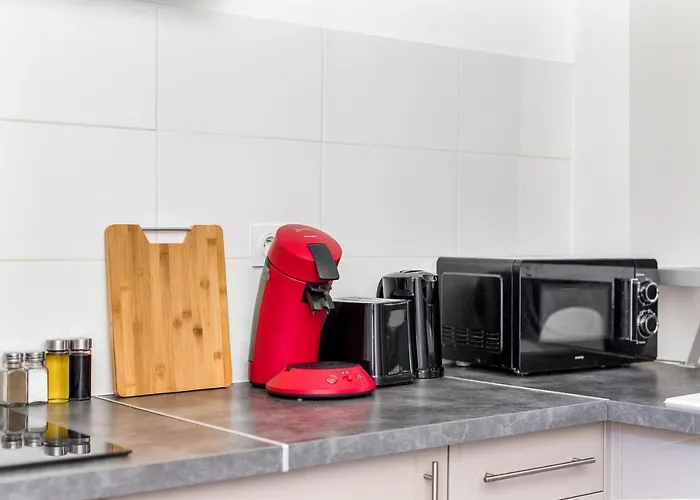 Whitehorse 2 Cahorscitystay 카오르